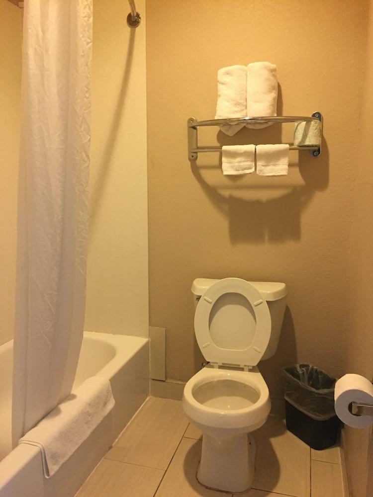 Atria Inn & Suites Three Rivers المظهر الخارجي الصورة