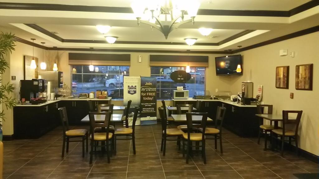 Atria Inn & Suites Three Rivers المظهر الخارجي الصورة